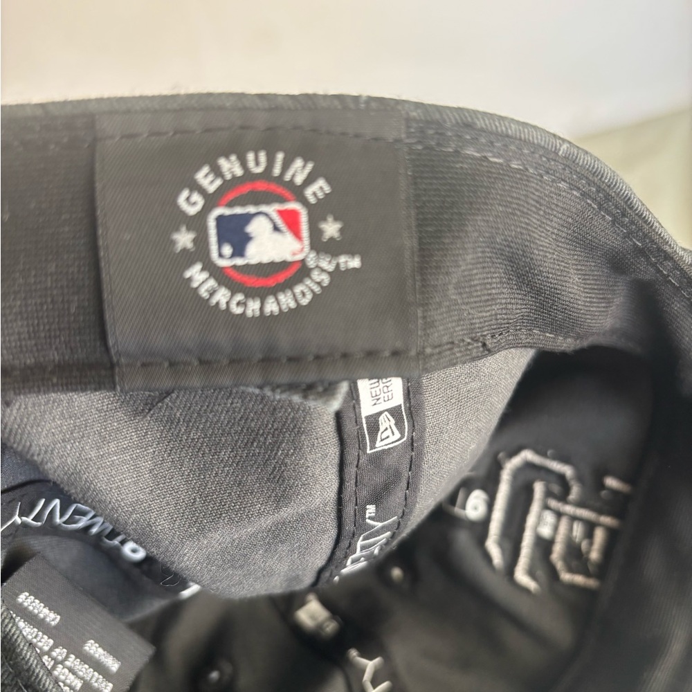 San Francisco Giants New Era Women's Black 9TWENTY Cap - Picture 5 of 5